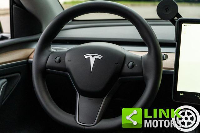 TESLA Model Y DUAL MOTOR LONG RANGE 2024 - GARANZIA UFFICIALE