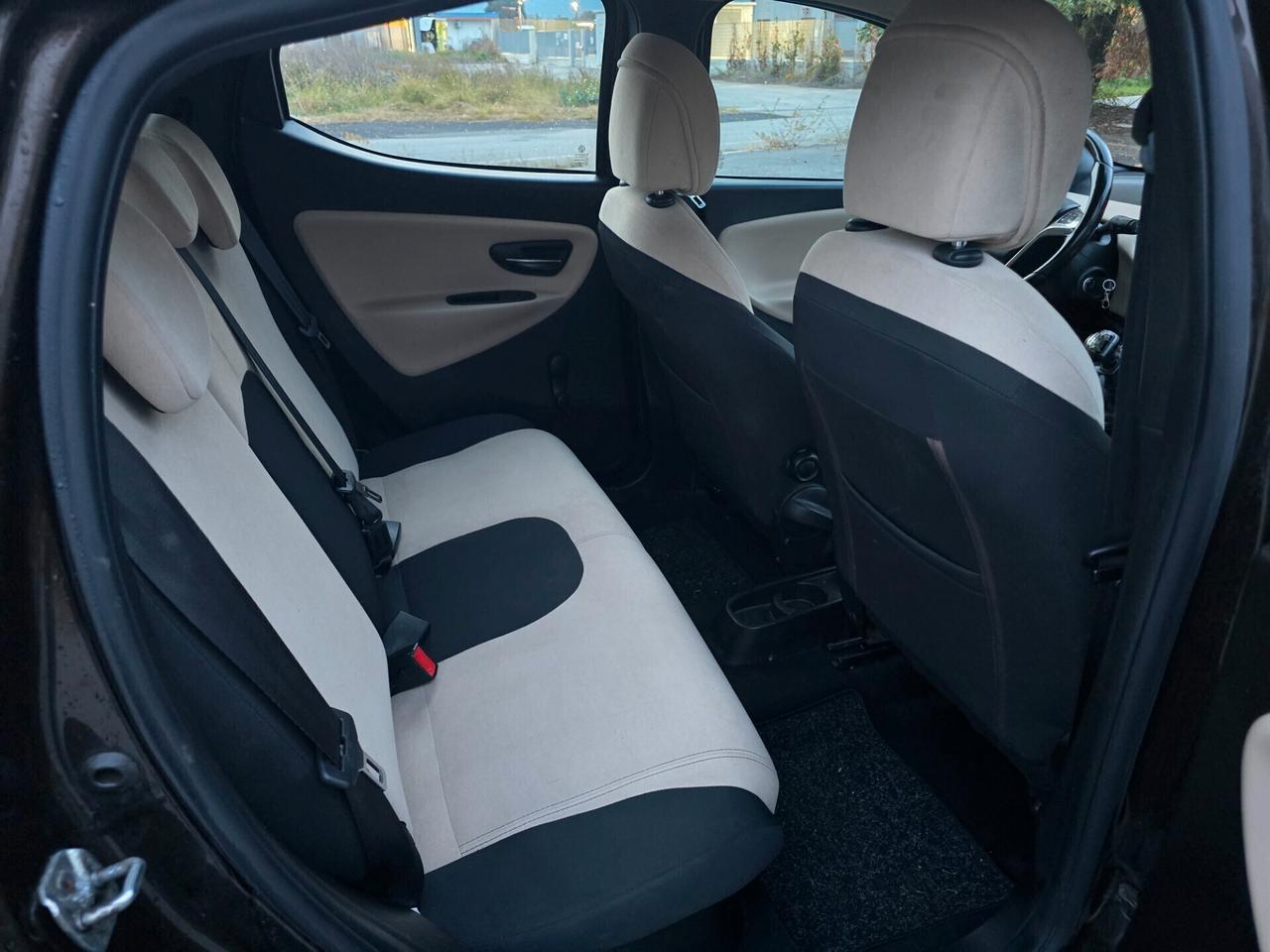 Lancia Ypsilon 1.2 69 CV 5 porte GPL Ecochic Gold