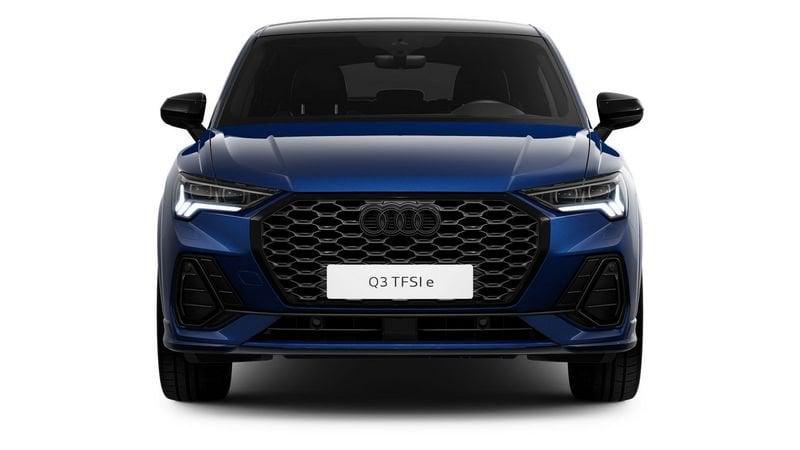 Audi Q3 SPB 45 TFSI e S tronic Identity Black