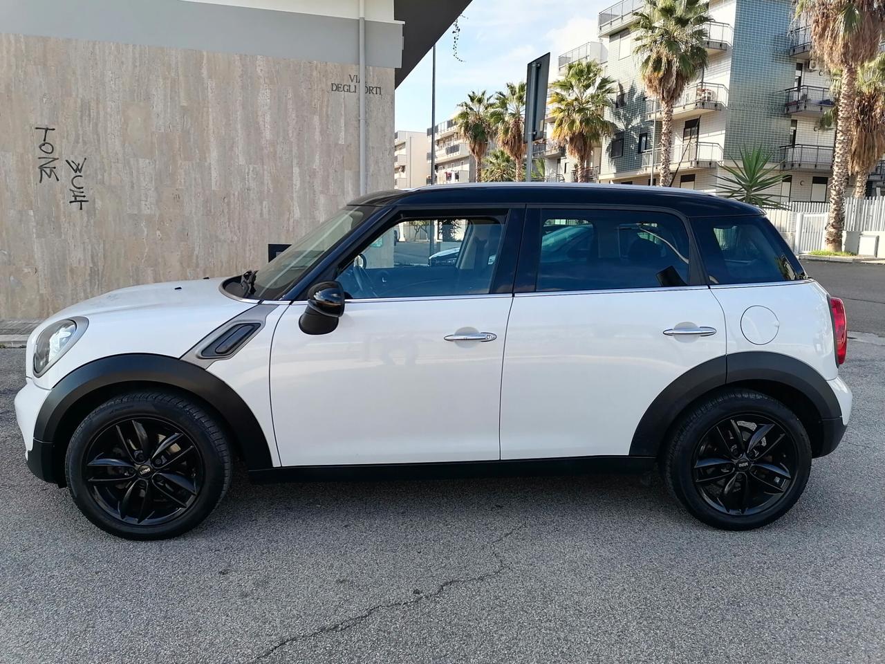 Mini Cooper D Countryman 1.6d 110cv 2014