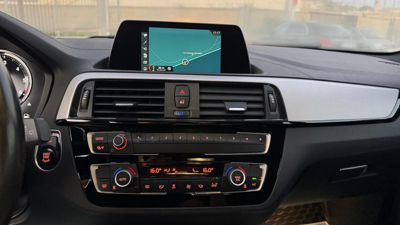 Bmw 118 118d 5p. Msport