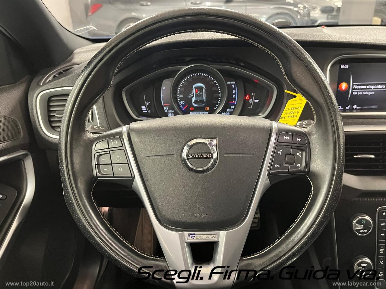 VOLVO V40 D2 R-design FARI LED|DOPPIO SCARICO