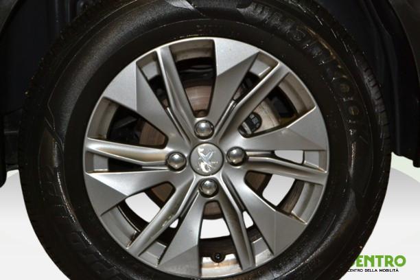 PEUGEOT 2008 1.5 BLUEHDI ALLURE PACK S&S 110CV