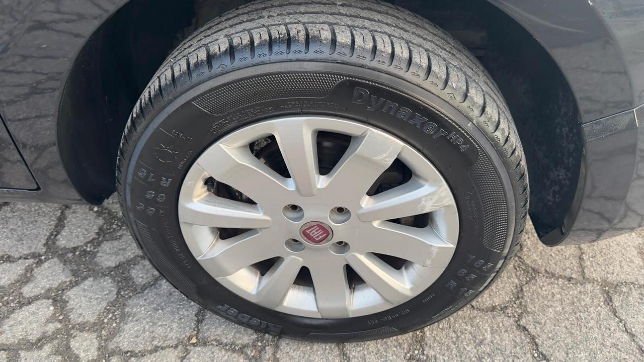 Fiat Qubo 1.3 MJT 95 CV Trekking