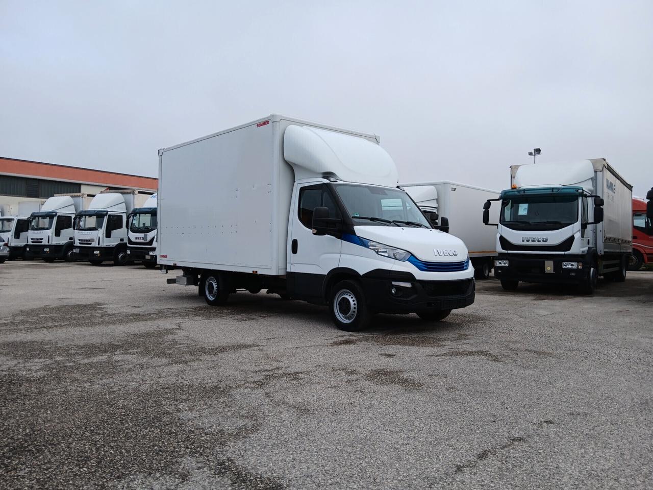 IVECO 35S16 (C33)