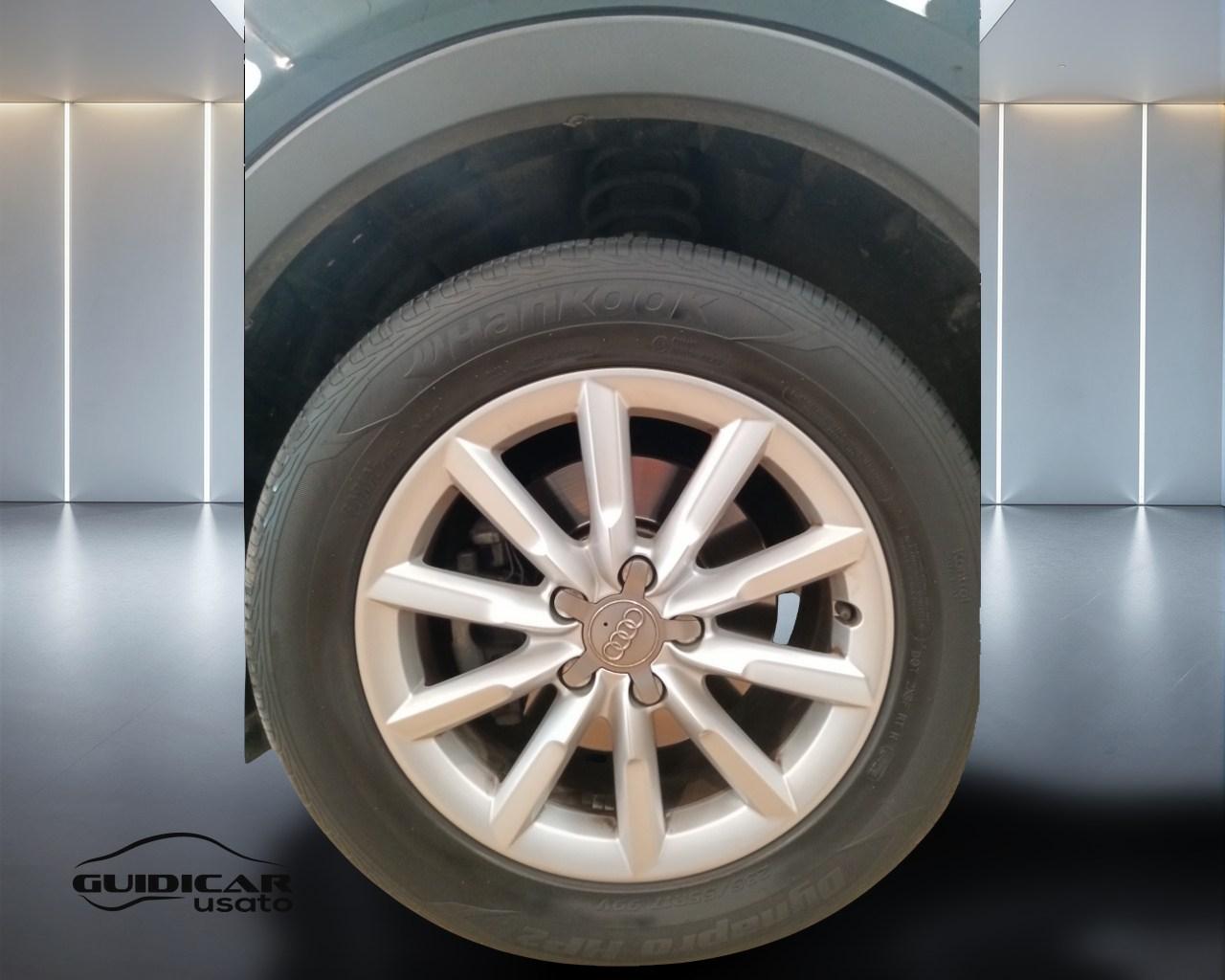 AUDI Q3 I 2015 - Q3 2.0 tdi Business 120cv