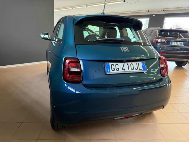 FIAT 500e Berlina 42 kWh Icon