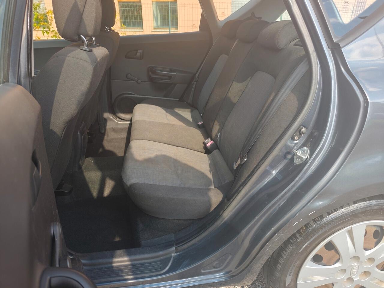 Kia Ceed 1.4 Benz euro 5 99 Milà km
