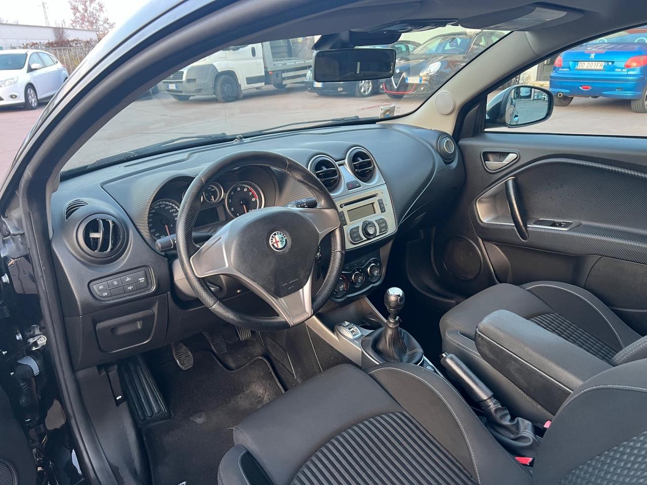 Alfa Romeo MiTo 1.4 105 CV M.air S&S Distinctive Sport Pack