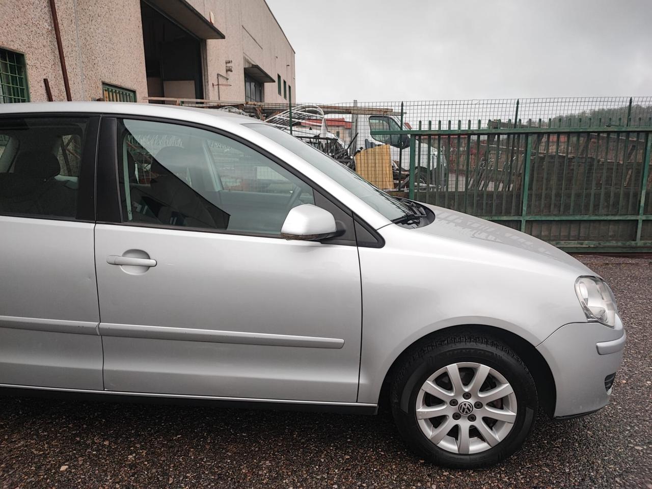 Volkswagen Polo 1.2 BENZINA NEOPATENTATI 2009 5 PORTE