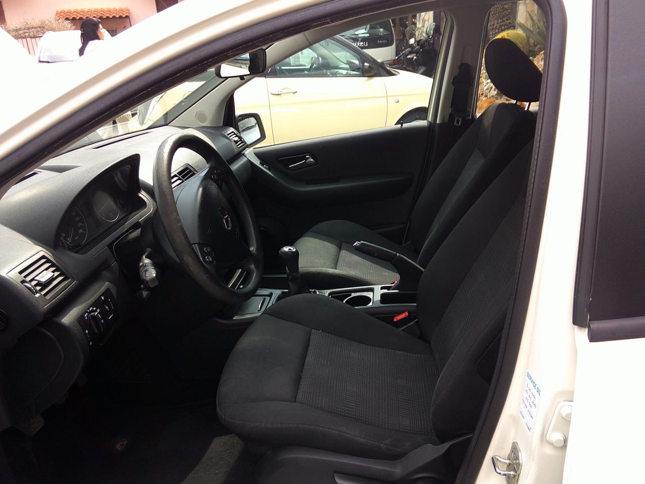 Mercedes-benz A 160 136000 KM BENZINA 2010