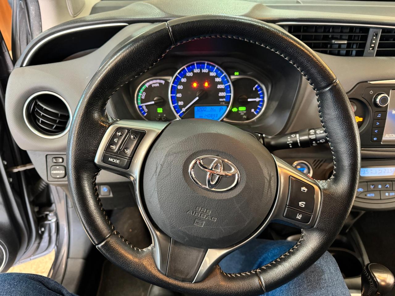 Toyota Yaris 1.5 Hybrid AUTOMATICA Business OK NEOPATENTATI