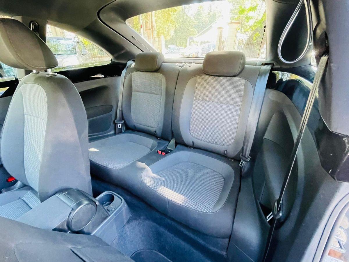 Volkswagen Maggiolino 1.6 105 cv TDI Design