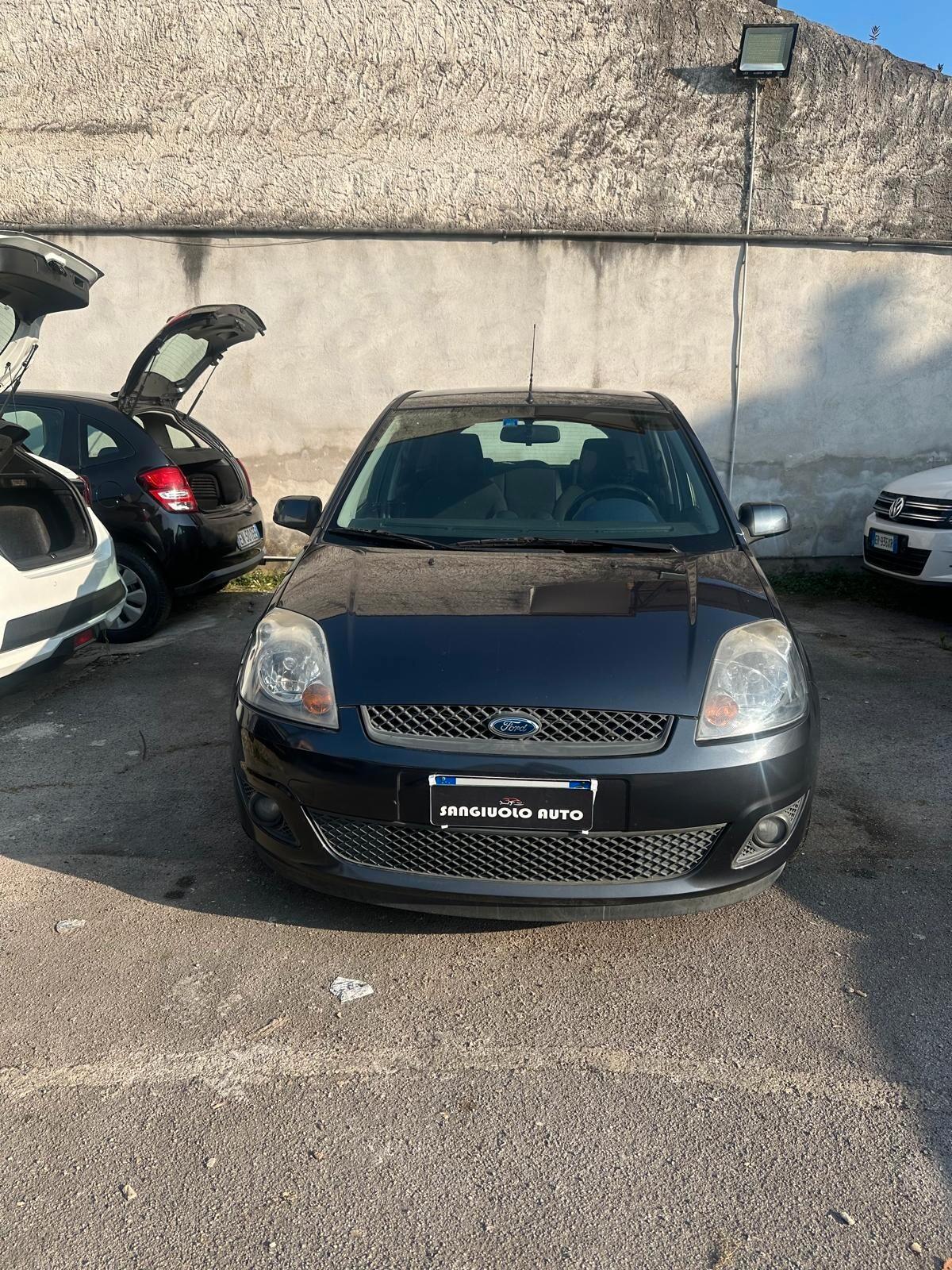 Ford Fiesta 1.2 16V 5p. Ghia