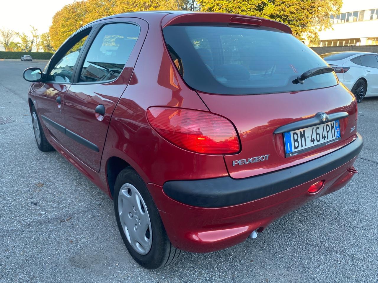 Peugeot 206 1.1 5p. XR