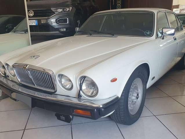 Jaguar Sovereign 12 V MK III HE VANDEN PLAS ISCRITTA ASI