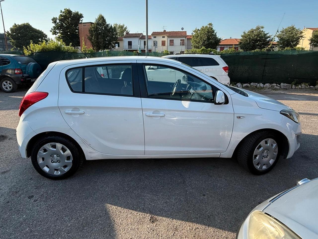 Hyundai i20 1.4 CRDi 5p. Sound Edition
