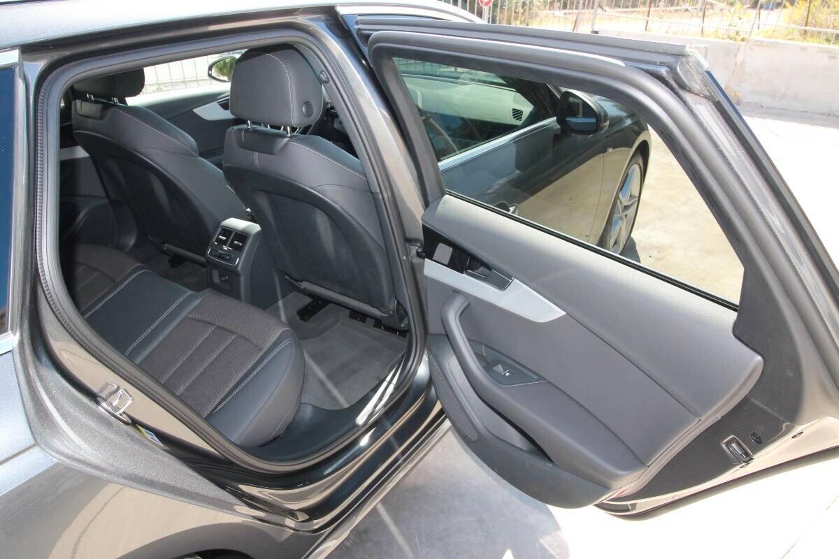 Audi A4 Avant 40 TDI quattro S line edition 2024