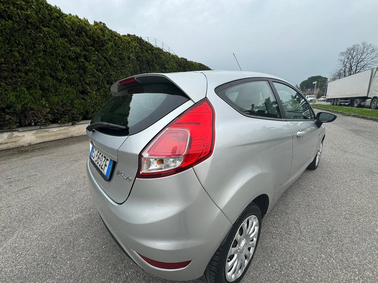 Ford Fiesta 1.4 3 porte Bz.- GPL Titanium