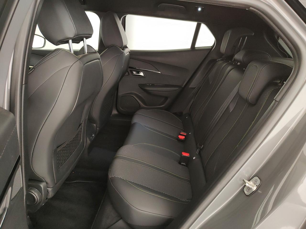 Peugeot 2008 Turbo 130 S&S EAT8 GT