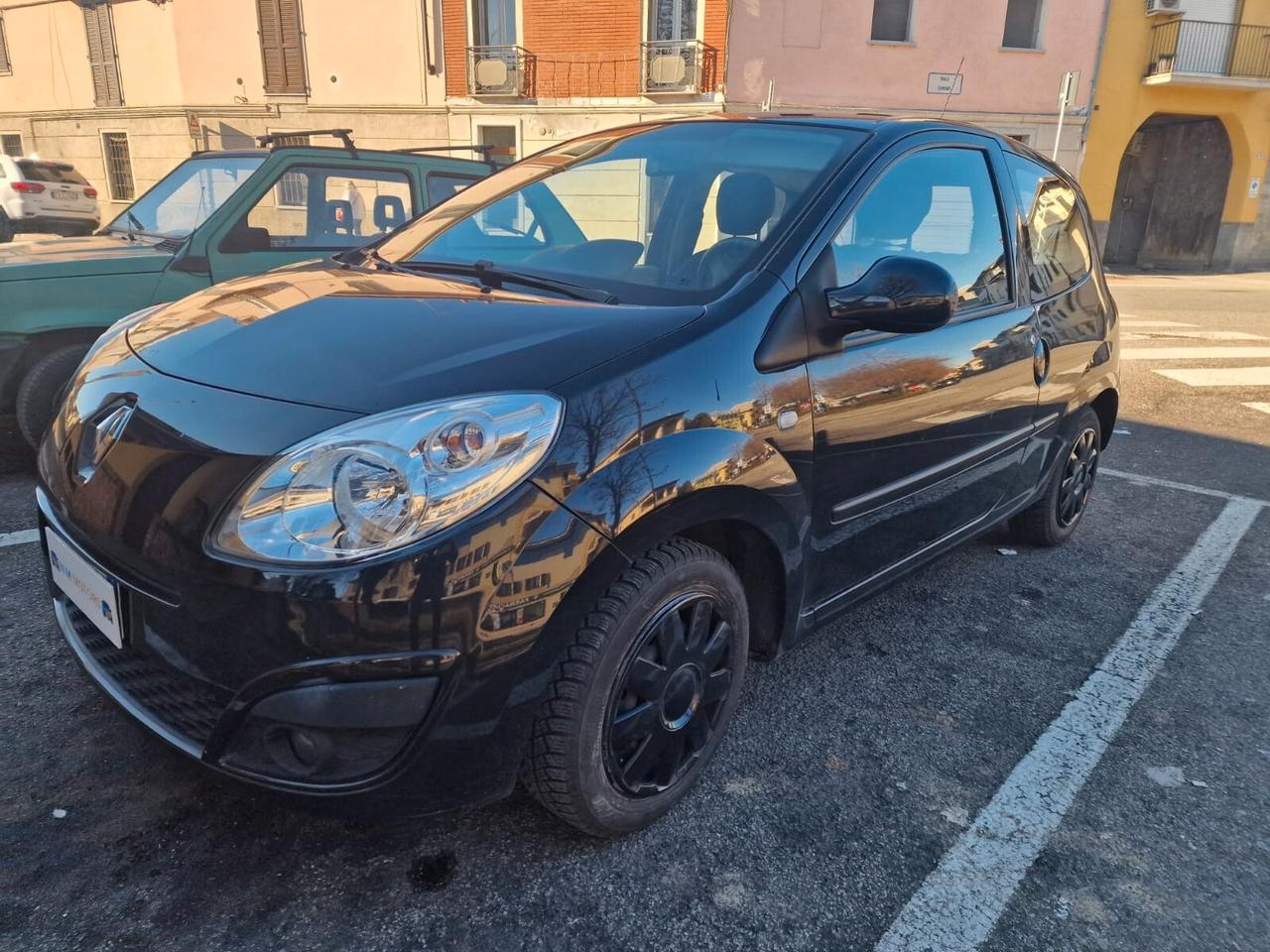 Renault Twingo 1.2 SOLO 62.000KM NEOPATENTATI