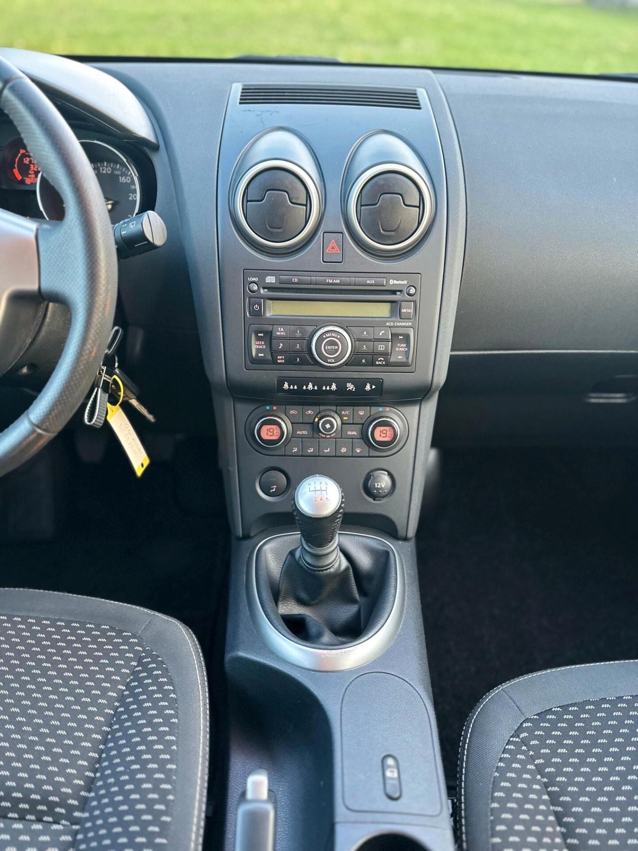 Nissan Qashqai 2.0 dCi DPF Tekna