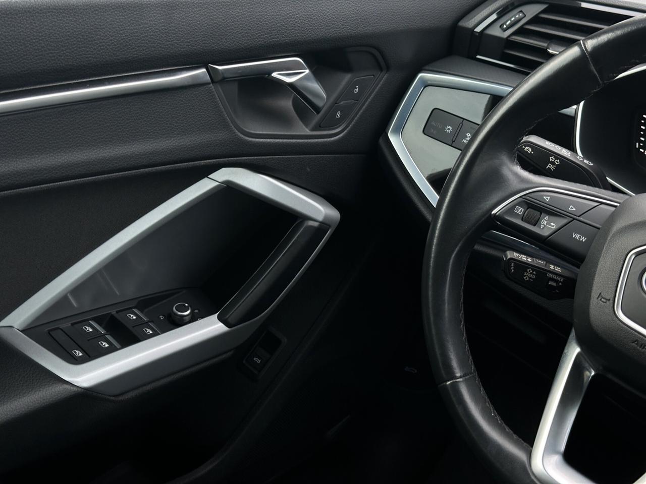 Audi Q3 SPB 35 TDI S tronic Business Plus