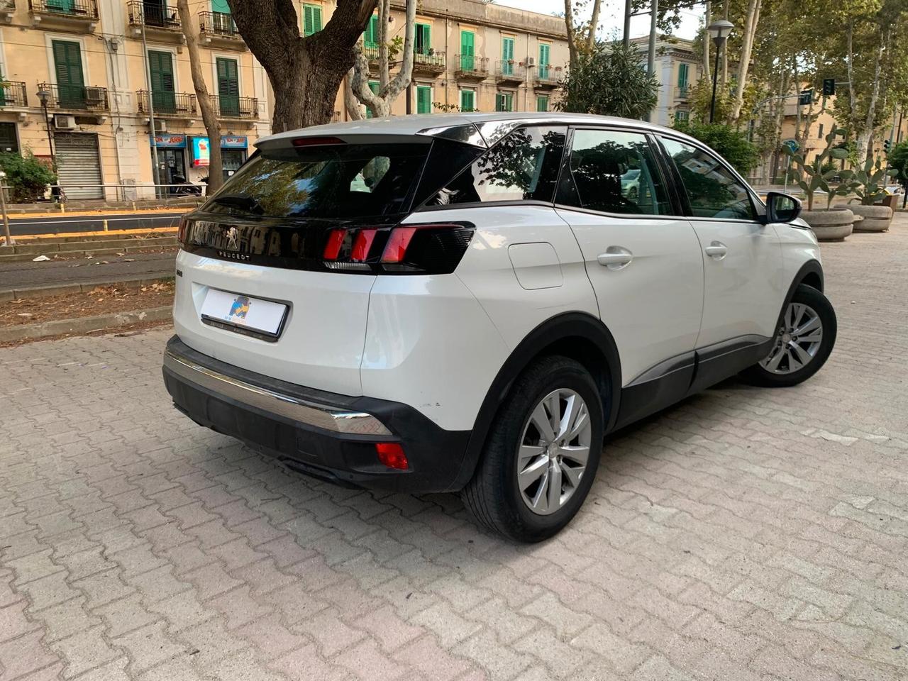 Peugeot 3008 BlueHDi 120 S&S Active