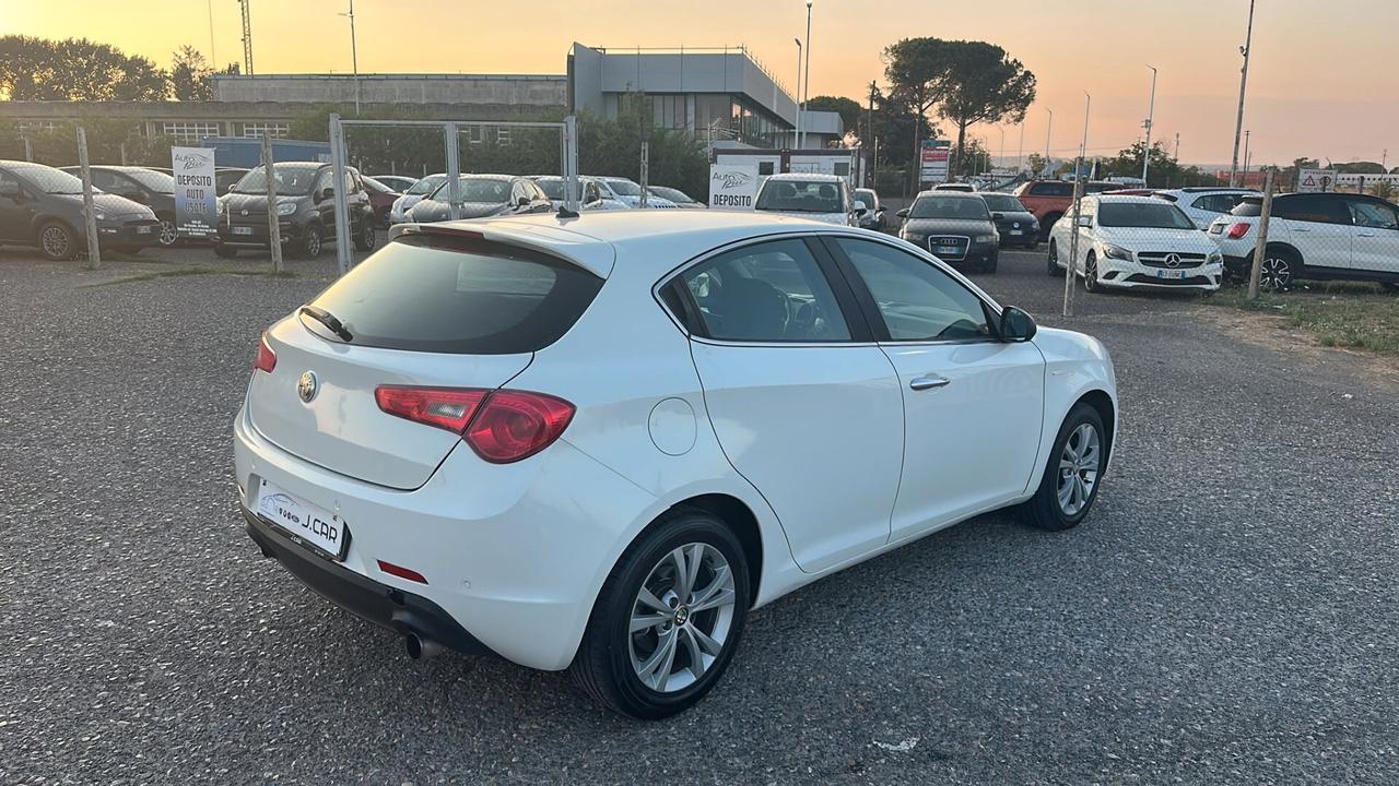 Alfa Romeo Giulietta 2.0 JTDm-2 140 CV Exclusive