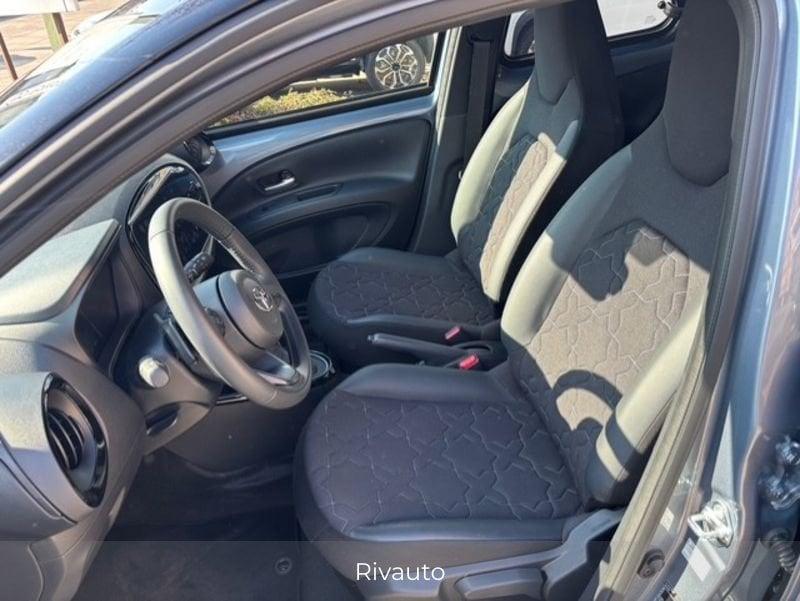 Toyota Aygo X 1.0B (72 CV) Lounge S-CVT