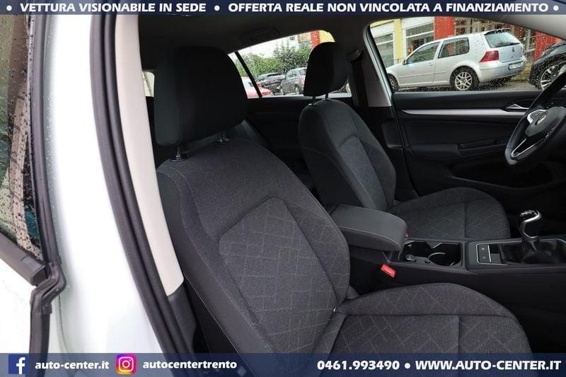 Volkswagen Golf 8 2.0 TDI Life 115 CV *GANCIO