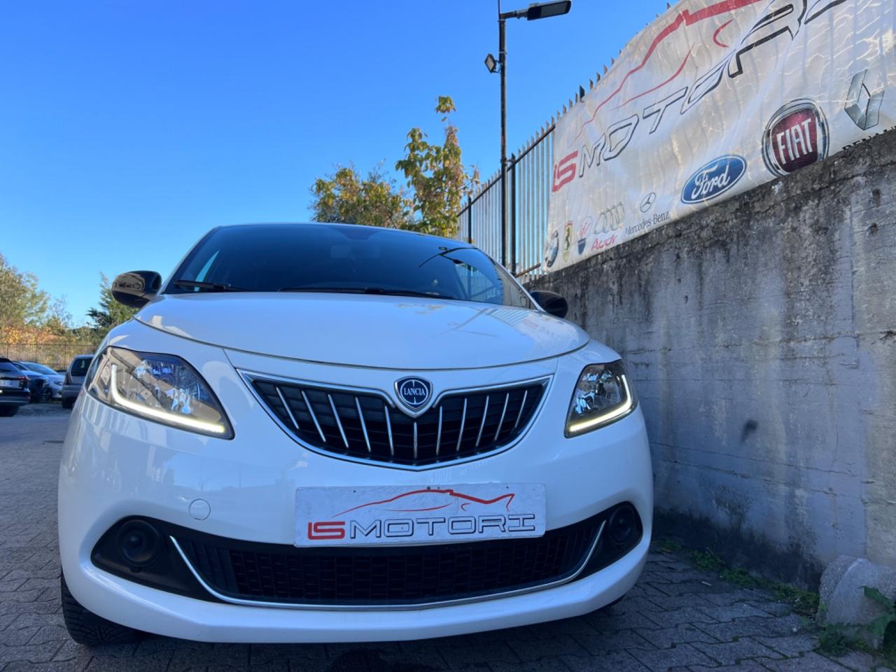 Lancia Ypsilon 1.2 69 CV 5 porte Gold GPL Di Serie