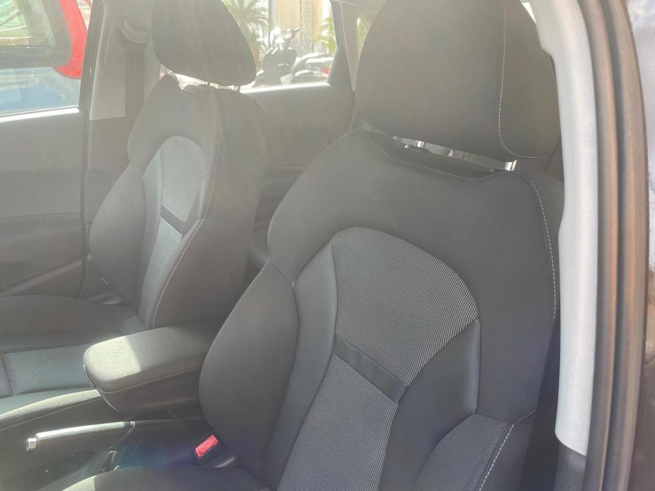 Audi A1 1.6 TDI S tronic line edition plus