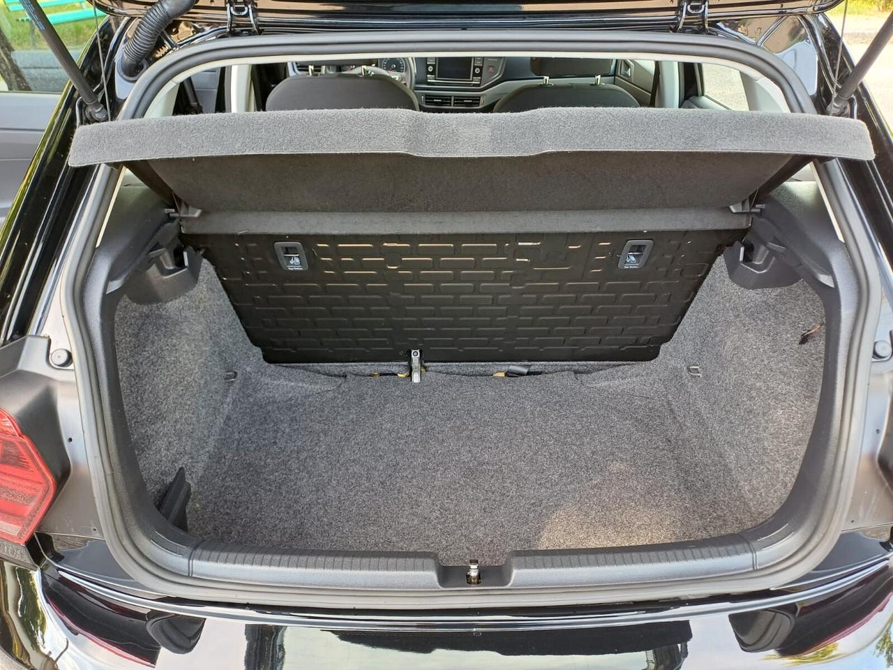 Volkswagen Polo 1.0 MPI 65 cv 5 porte Trendline BMT