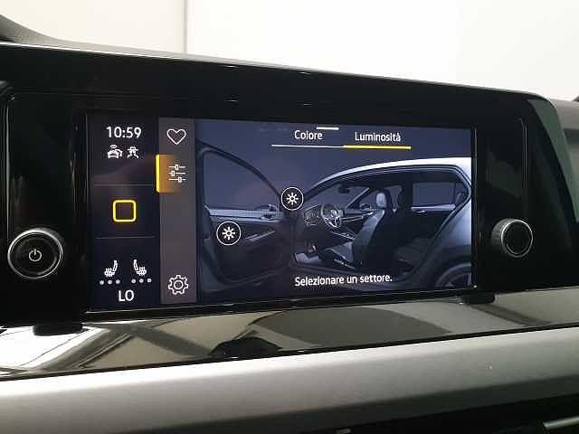 Volkswagen Golf VIII 1.0 TSI EVO Life