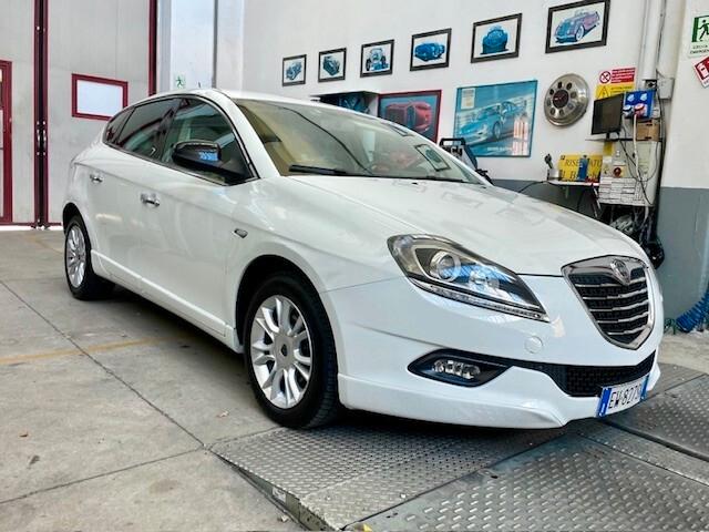 Lancia Delta 1.6 MJT DPF 105 CV Gold