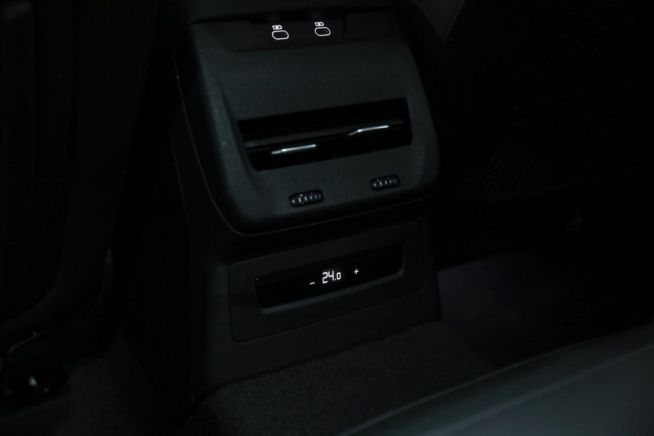 Audi A5 Avant 2.0 TDI mhev+ 204 cv S tronic S line edition_2025