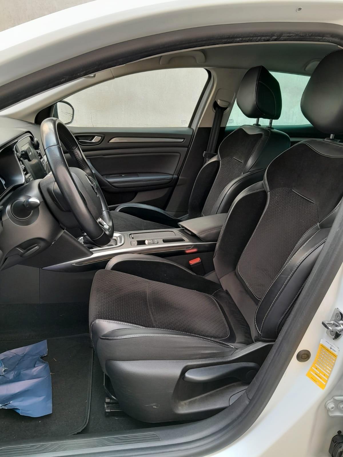 Renault Megane Mégane Blue dCi 115 CV Intens