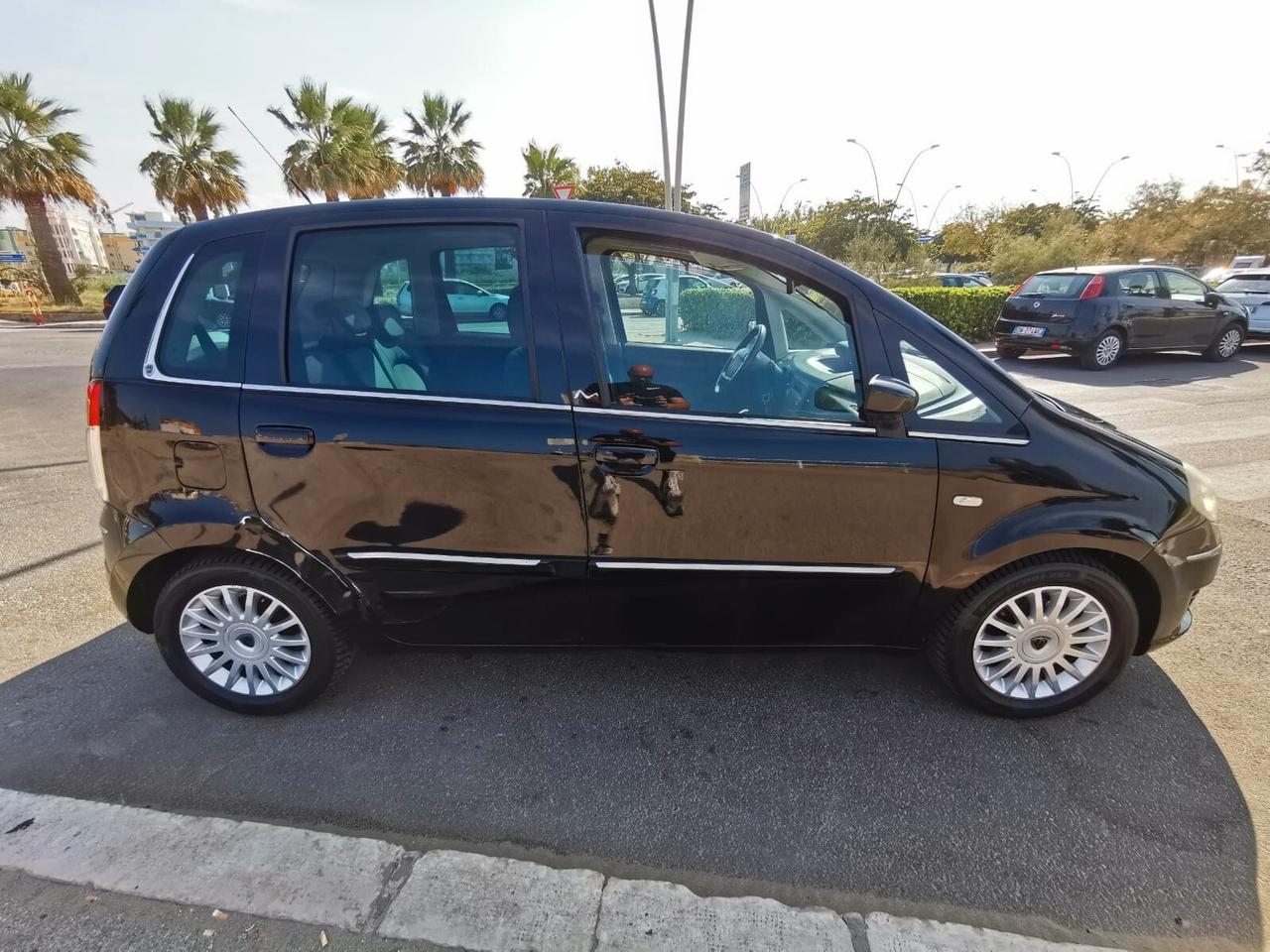 Lancia MUSA 1.4 16V Platino TETTO/PELLE
