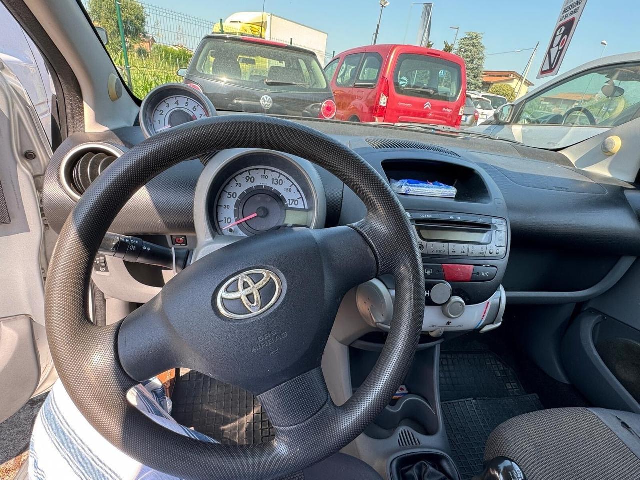 Toyota Aygo 1.0 12V VVT-i 3 porte