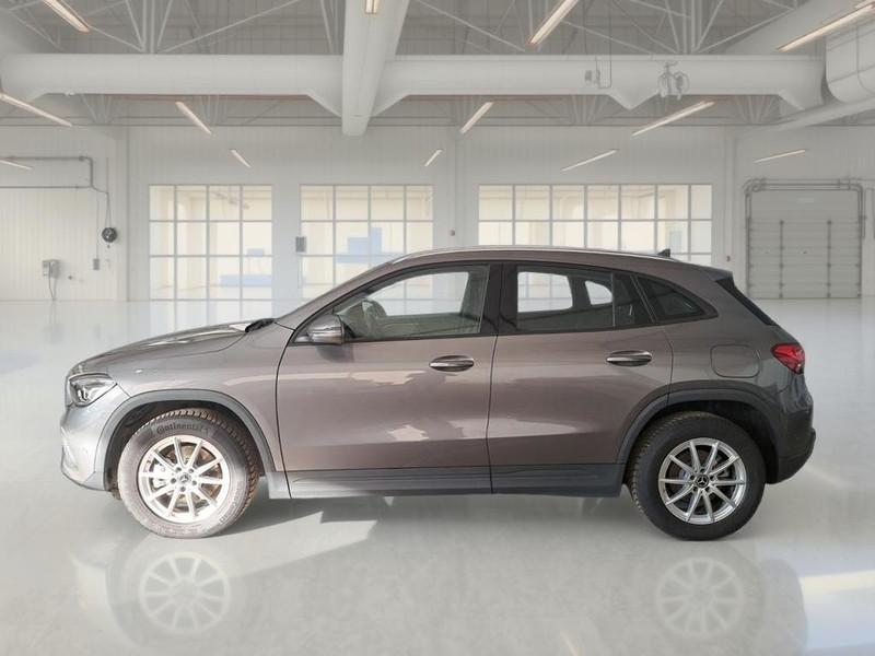 MERCEDES-BENZ GLA 200 d Automatic Business Extra