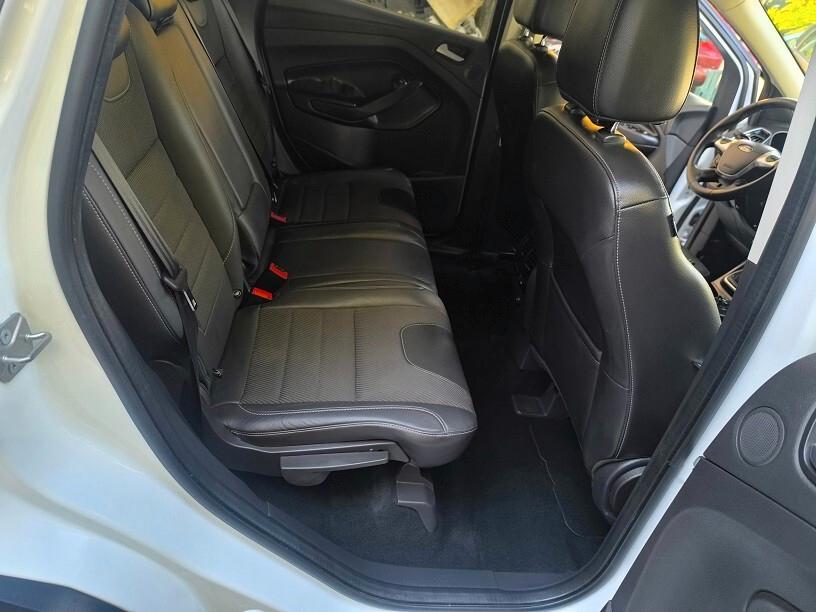 Ford Kuga 2.0 2WD 140 CV TITANIUM