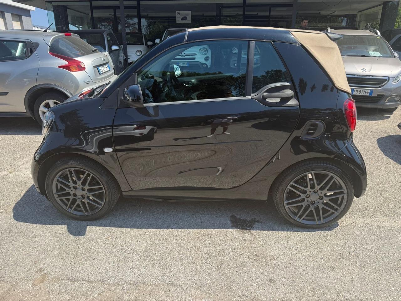 Smart ForTwo BRABUS 0.9 Turbo twinamic cabrio