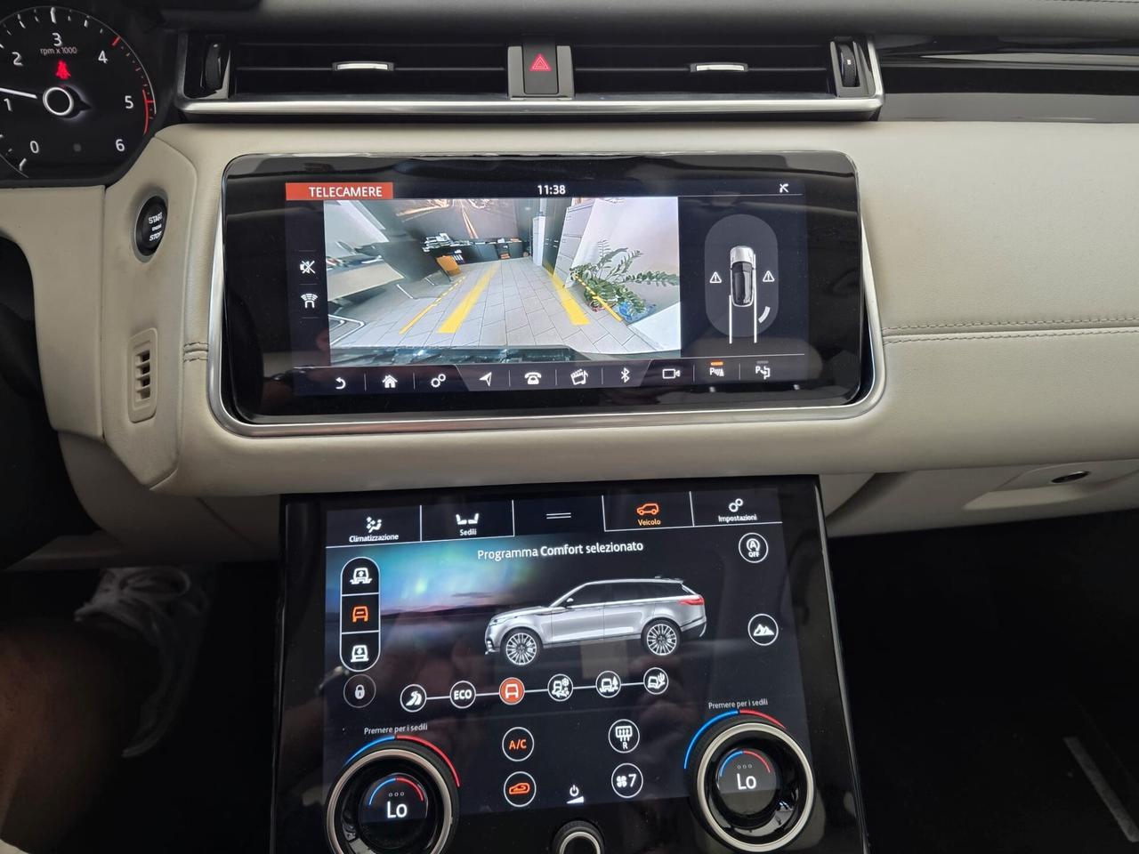 Land Rover Range Velar 3.0D V6 300 CV R-Dynamic HSE