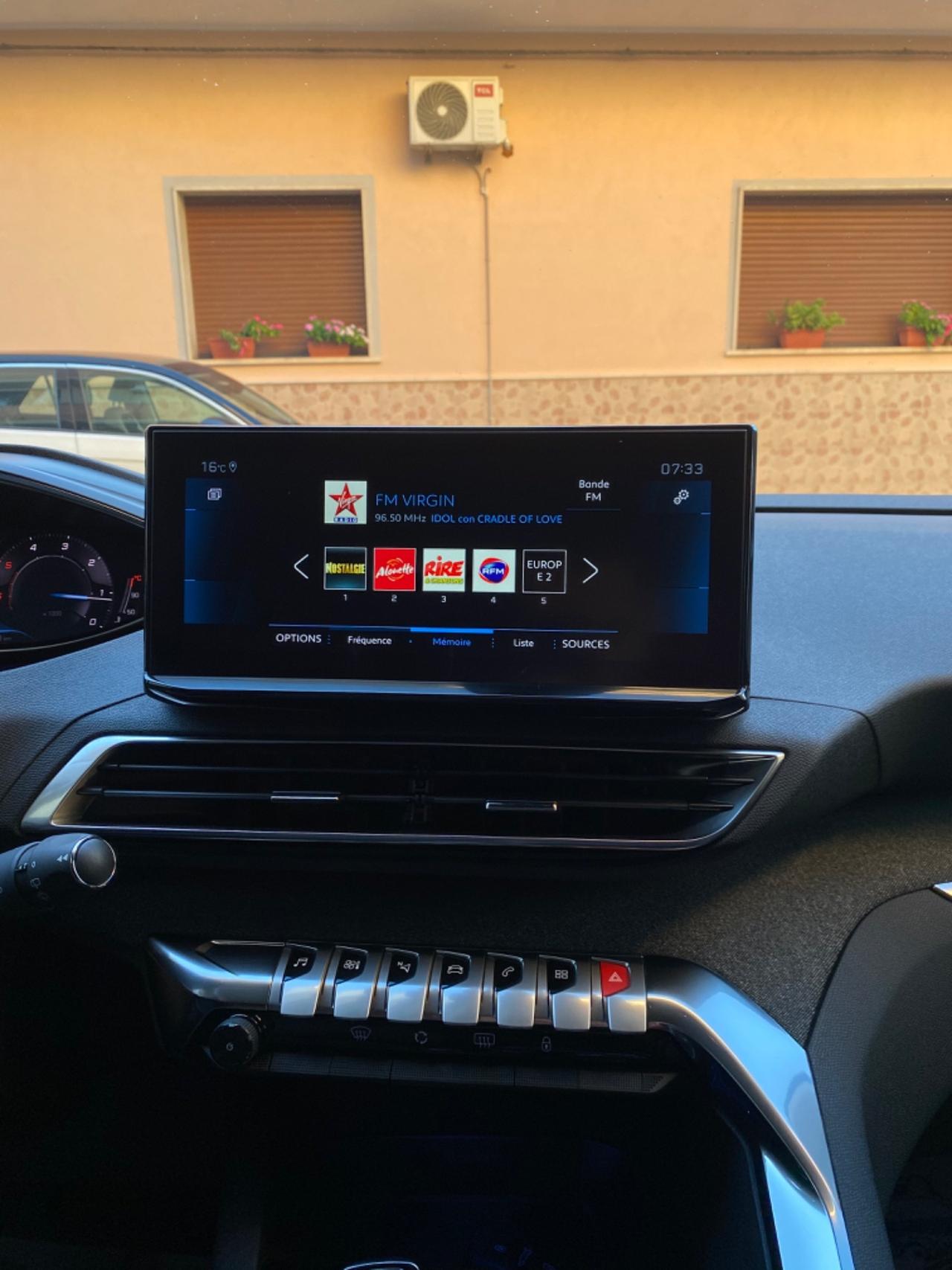 Peugeot 3008 Allure 130cv EAT8 ESCLUSO IVA