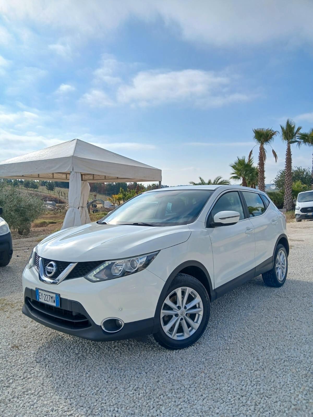 Nissan Qashqai 1.5 dCi Visia