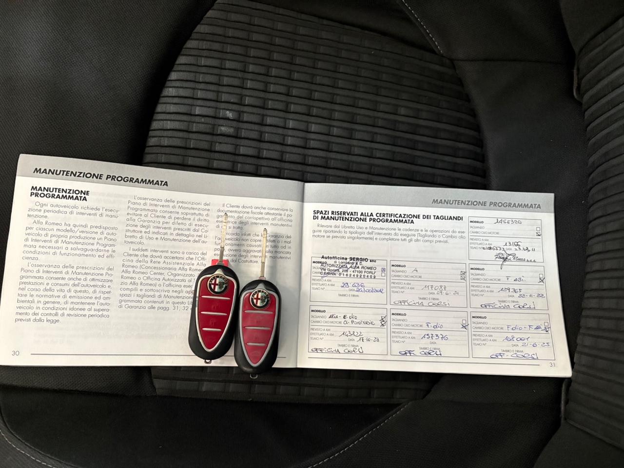 Alfa Romeo MiTo 1.4 105 CV M.air S&S Distinctive Sport Pack