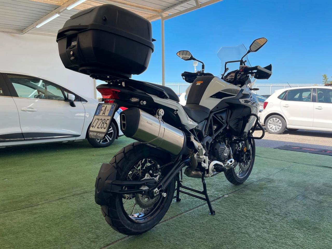 BENELLI TRK 502 (500cc ENDURO )