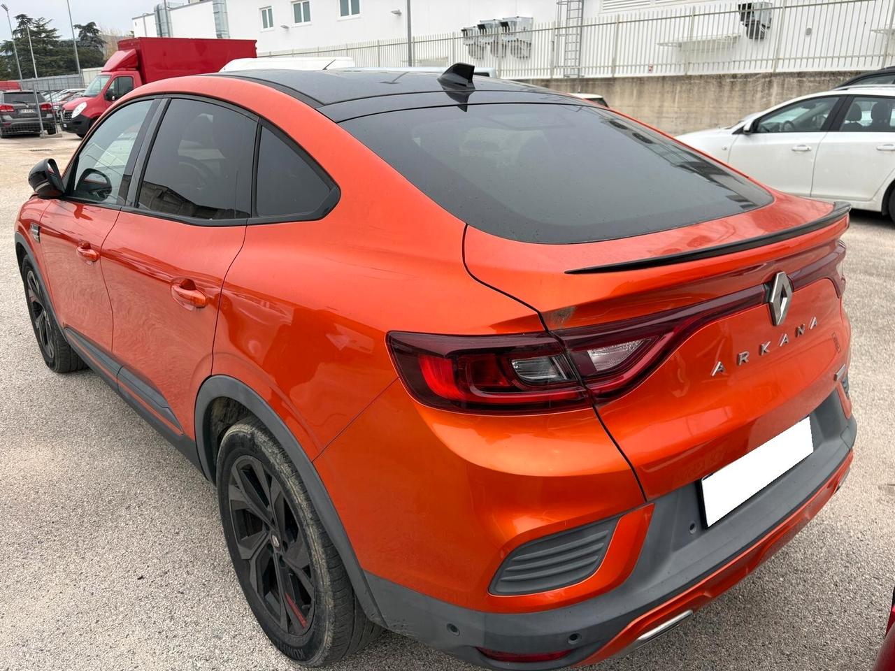 Renault Arkana Hybrid E-Tech 145 CV R.S. Line