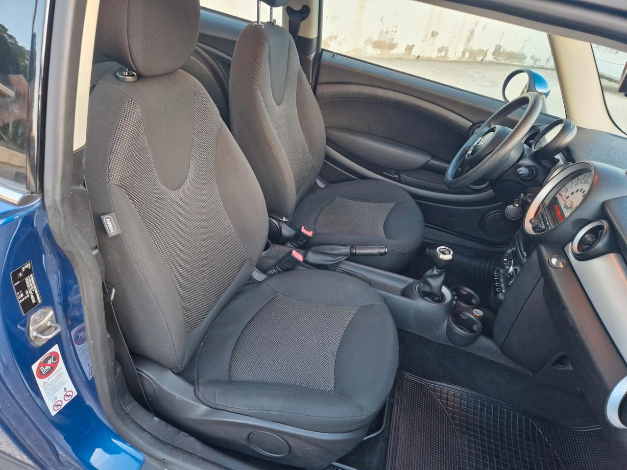 Mini 1.6 16V One D